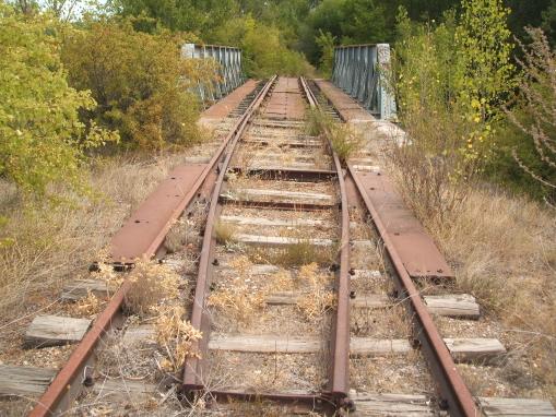 puente río Rejas_encarriladora real.JPG