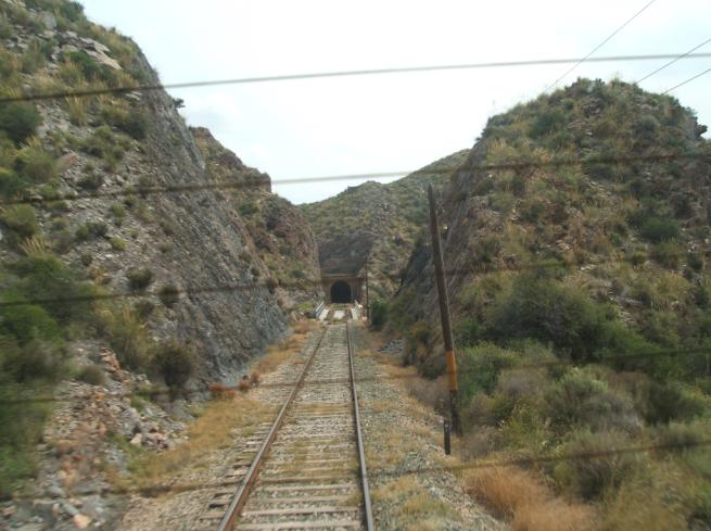 LBA entre Pulpites y Cántera de Pulpí - puente y túnel.JPG