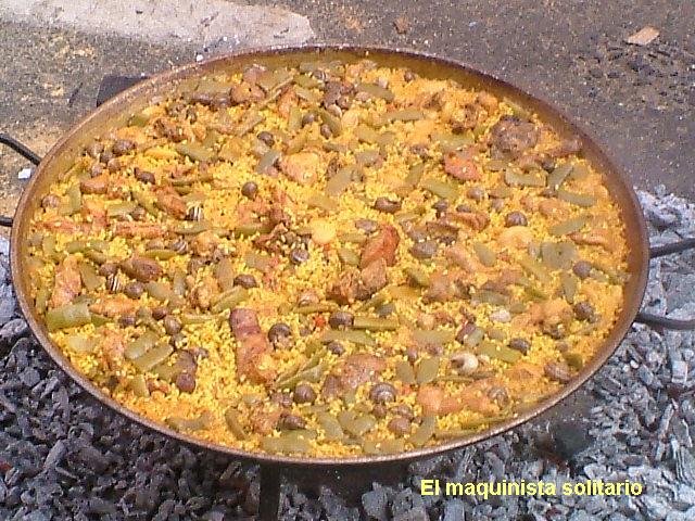 PAELLA.JPG